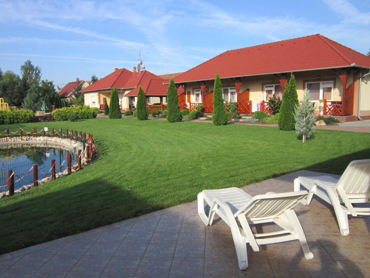 Appartement Cserkeszoloszallasok-hoforrasszallasok